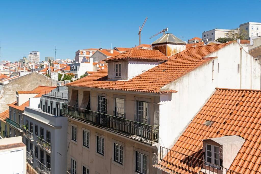 Apartamento Av. Da Liberdade Comfortable With Balcony